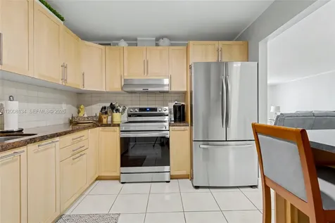 1601 S Ocean Drive Hollywood FL 33019