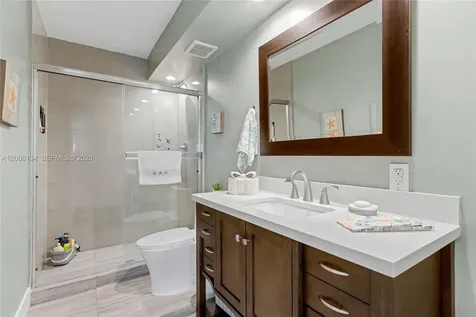 1601 S Ocean Drive Hollywood FL 33019