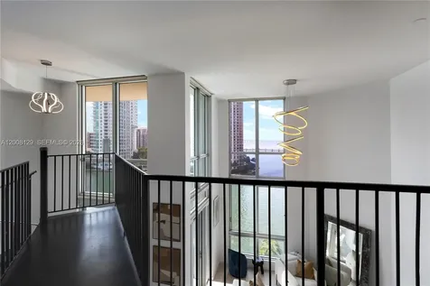 300 S Biscayne Boulevard Miami FL 33131