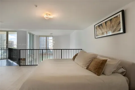 300 S Biscayne Boulevard Miami FL 33131