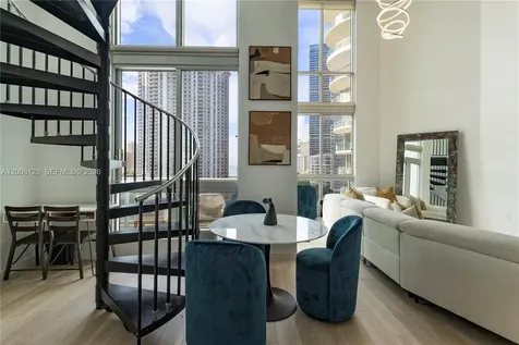 300 S Biscayne Boulevard Miami FL 33131