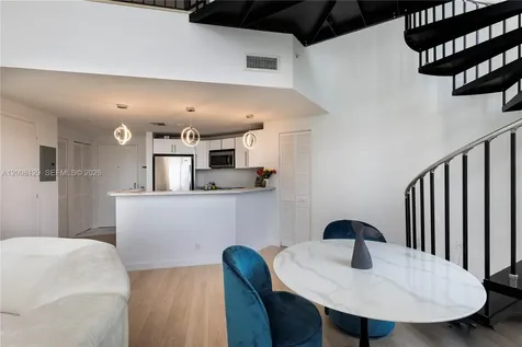 300 S Biscayne Boulevard Miami FL 33131