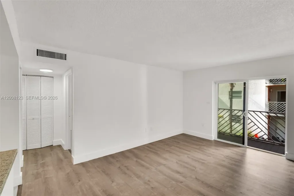 4325 NW South Tamiami Canal Drive Miami FL 33126