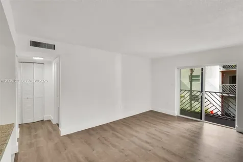 4325 NW South Tamiami Canal Drive Miami FL 33126