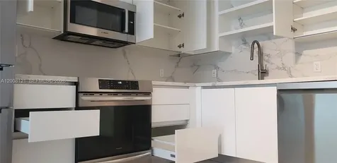 5750 Collins Avenue Miami Beach FL 33140