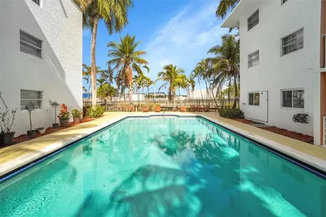 4335 NW South Tamiami Canal Drive Miami FL 33126