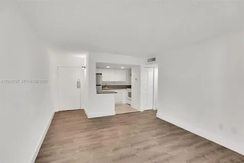4335 NW South Tamiami Canal Drive Miami FL 33126