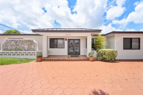 10320 SW 38th Terrace Miami FL 33165