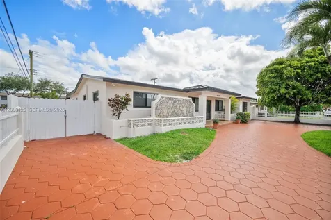 10320 SW 38th Terrace Miami FL 33165