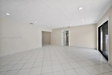 10320 SW 38th Terrace Miami FL 33165