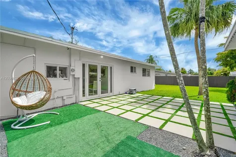 8640 SW 125th Street Miami FL 33156