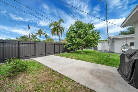8640 SW 125th Street Miami FL 33156