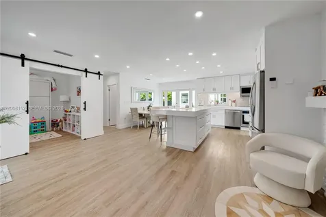 8640 SW 125th Street Miami FL 33156