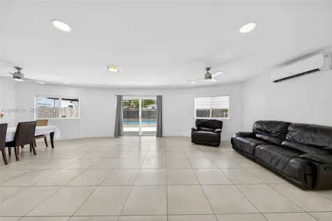 1155 NE 184th Street Miami FL 33179