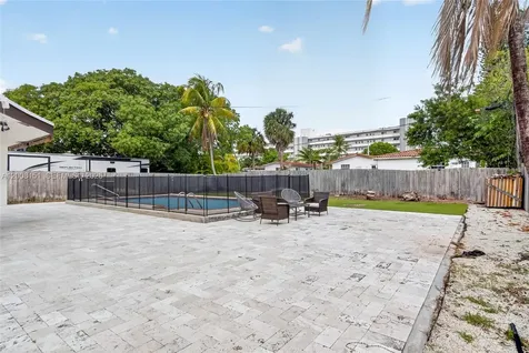 1155 NE 184th Street Miami FL 33179