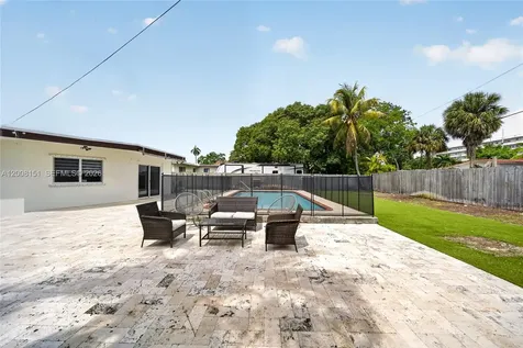 1155 NE 184th Street Miami FL 33179