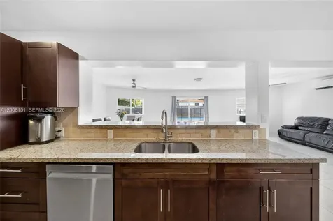 1155 NE 184th Street Miami FL 33179