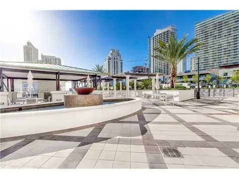 999 SW 1st Avenue Miami FL 33130