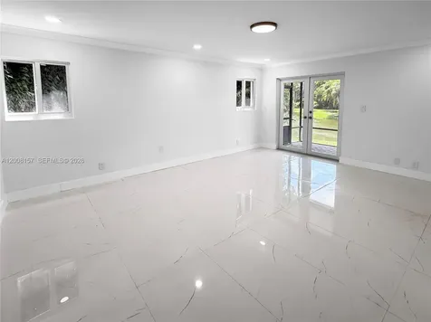 2181 SW 117th Terrace Davie FL 33325