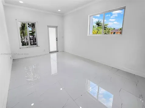 2181 SW 117th Terrace Davie FL 33325