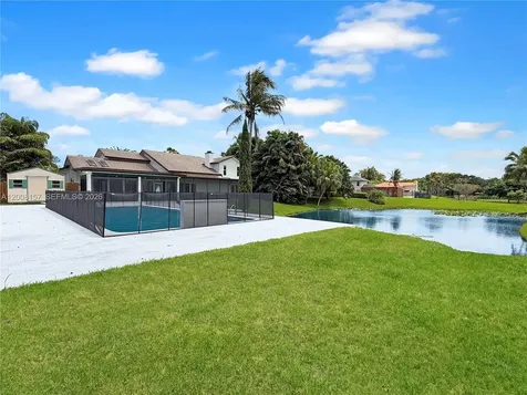 2181 SW 117th Terrace Davie FL 33325