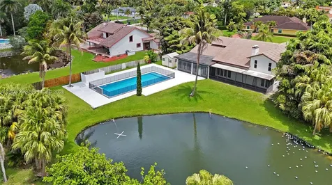 2181 SW 117th Terrace Davie FL 33325
