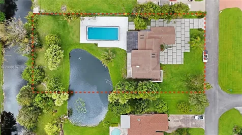 2181 SW 117th Terrace Davie FL 33325