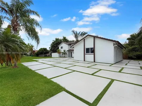 2181 SW 117th Terrace Davie FL 33325