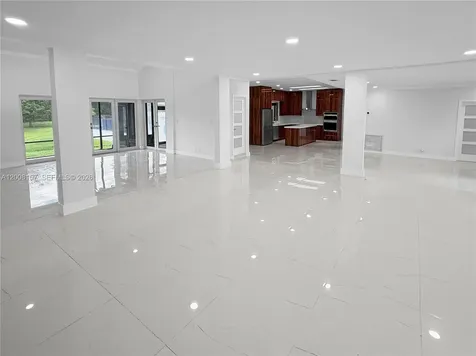 2181 SW 117th Terrace Davie FL 33325