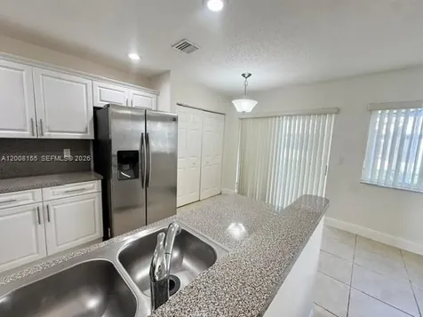 833 NW 208th Terrace Pembroke Pines FL 33029