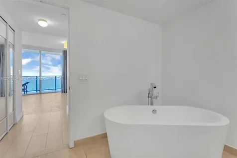 488 NE 18th Street Miami FL 33132