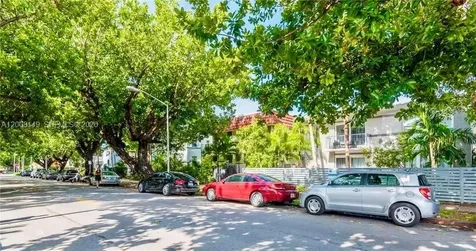 740 Meridian Avenue Miami Beach FL 33139