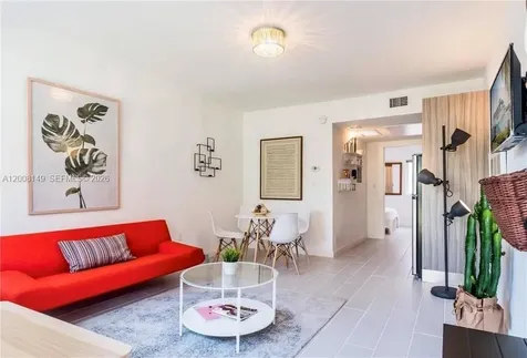 740 Meridian Avenue Miami Beach FL 33139