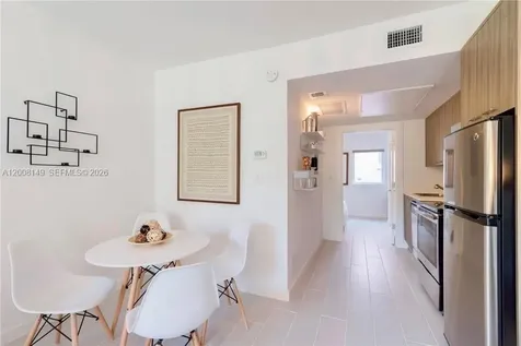 740 Meridian Avenue Miami Beach FL 33139