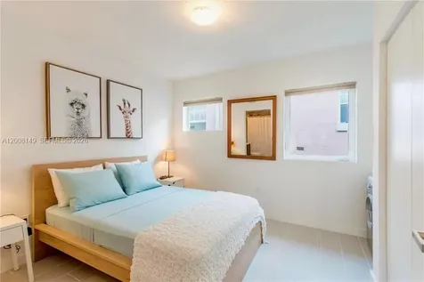 740 Meridian Avenue Miami Beach FL 33139