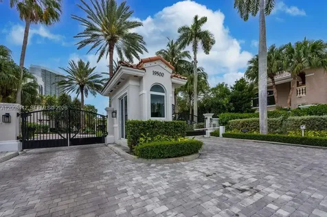 3949 194th Lane Sunny Isles Beach FL 33160