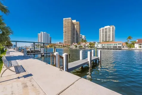 3949 194th Lane Sunny Isles Beach FL 33160