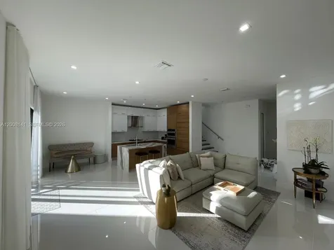 8283 NW 44th Street Doral FL 33166