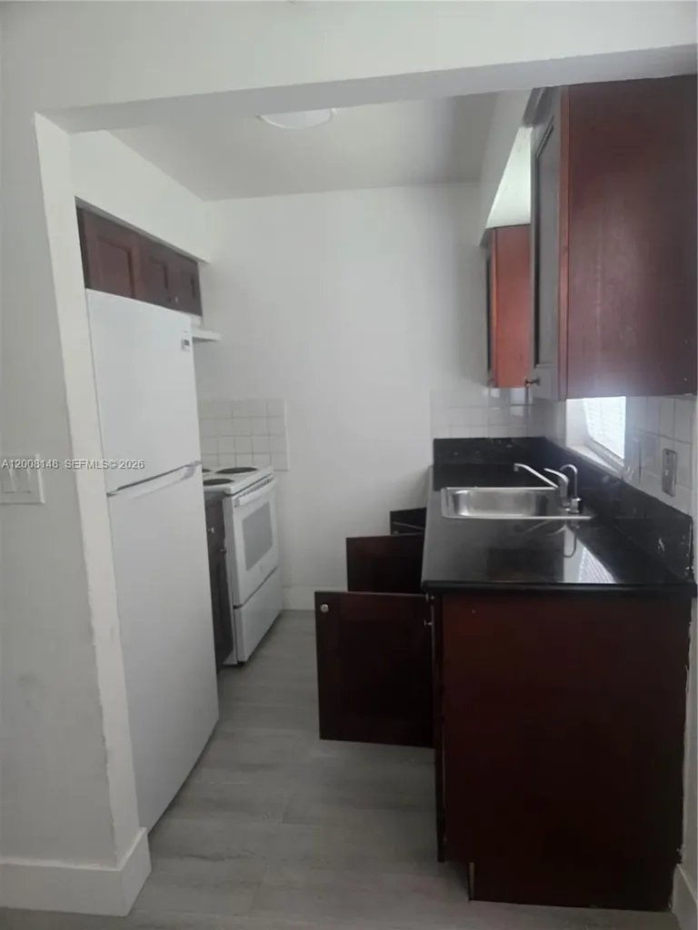 4090 NW 31st Terrace Lauderdale Lakes FL 33309