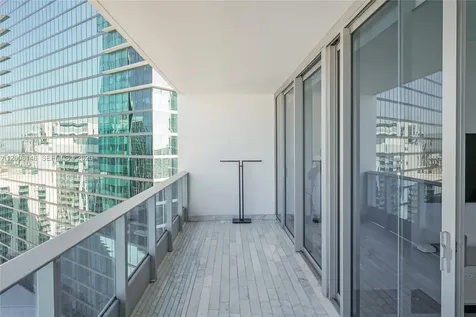 200 Biscayne Boulevard Way Miami FL 33131
