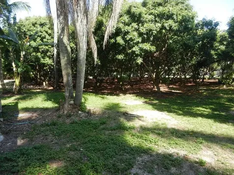 18950 SW 240th Street Homestead FL 33031