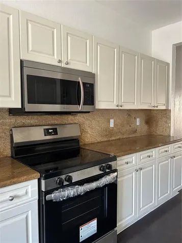 10763 NW 83rd Terrace Doral FL 33178