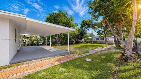 578 SW 2nd Street Florida City FL 33034
