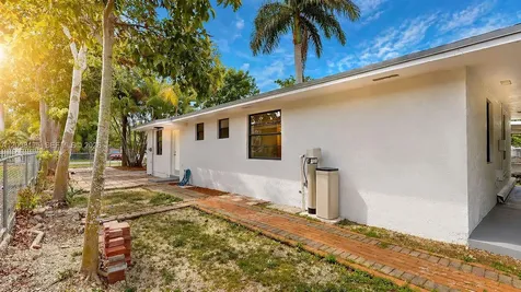 578 SW 2nd Street Florida City FL 33034