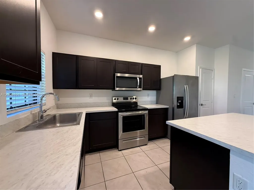 731 SW 11th Street Florida City FL 33034