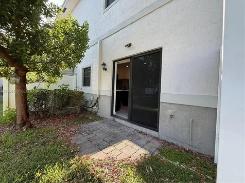 731 SW 11th Street Florida City FL 33034