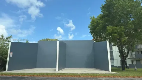 5900 SW 127th Avenue Miami FL 33183