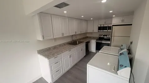5900 SW 127th Avenue Miami FL 33183