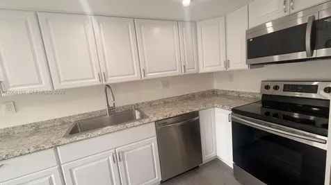 5900 SW 127th Avenue Miami FL 33183