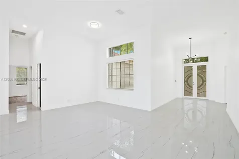 646 Heritage Drive Weston FL 33326